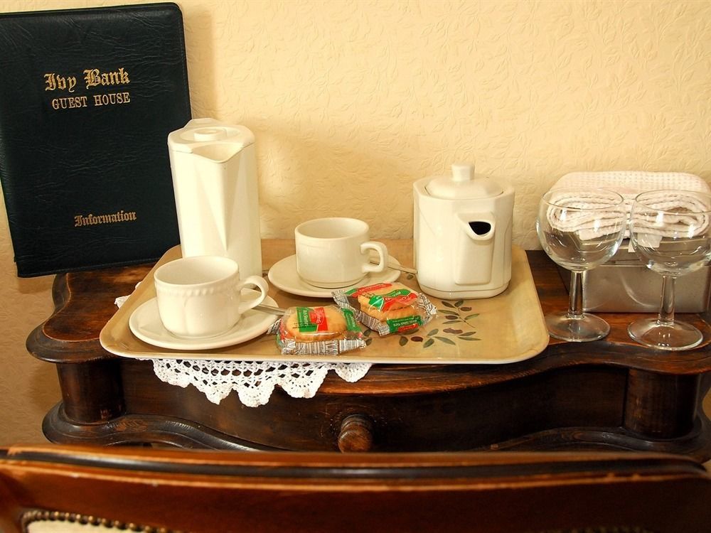 Ivy Bank Guest House Tenby Bagian luar foto
